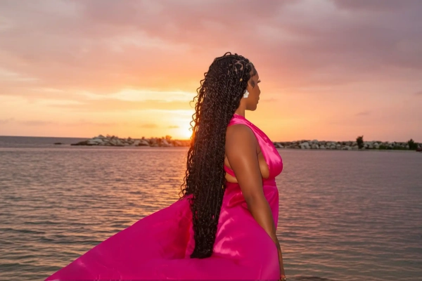Combo Deal (Kayak photoshoot + Flying dress) - Image 2